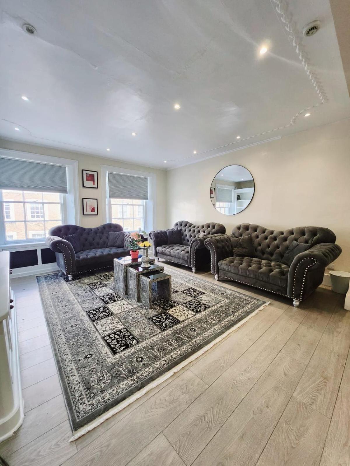 Renovu Premium Homes In Kensington London Eksteriør bilde